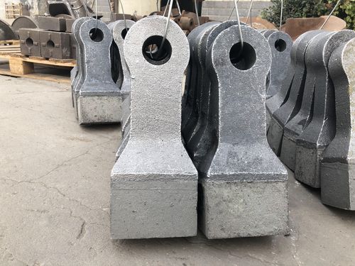 礦山碎石利器 高鉻合金錘頭與耐磨篩護板的卓越性能與應用